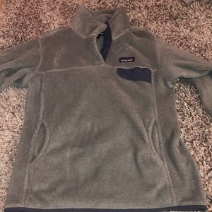 Patagonia Grey and Navy Sweatshirt